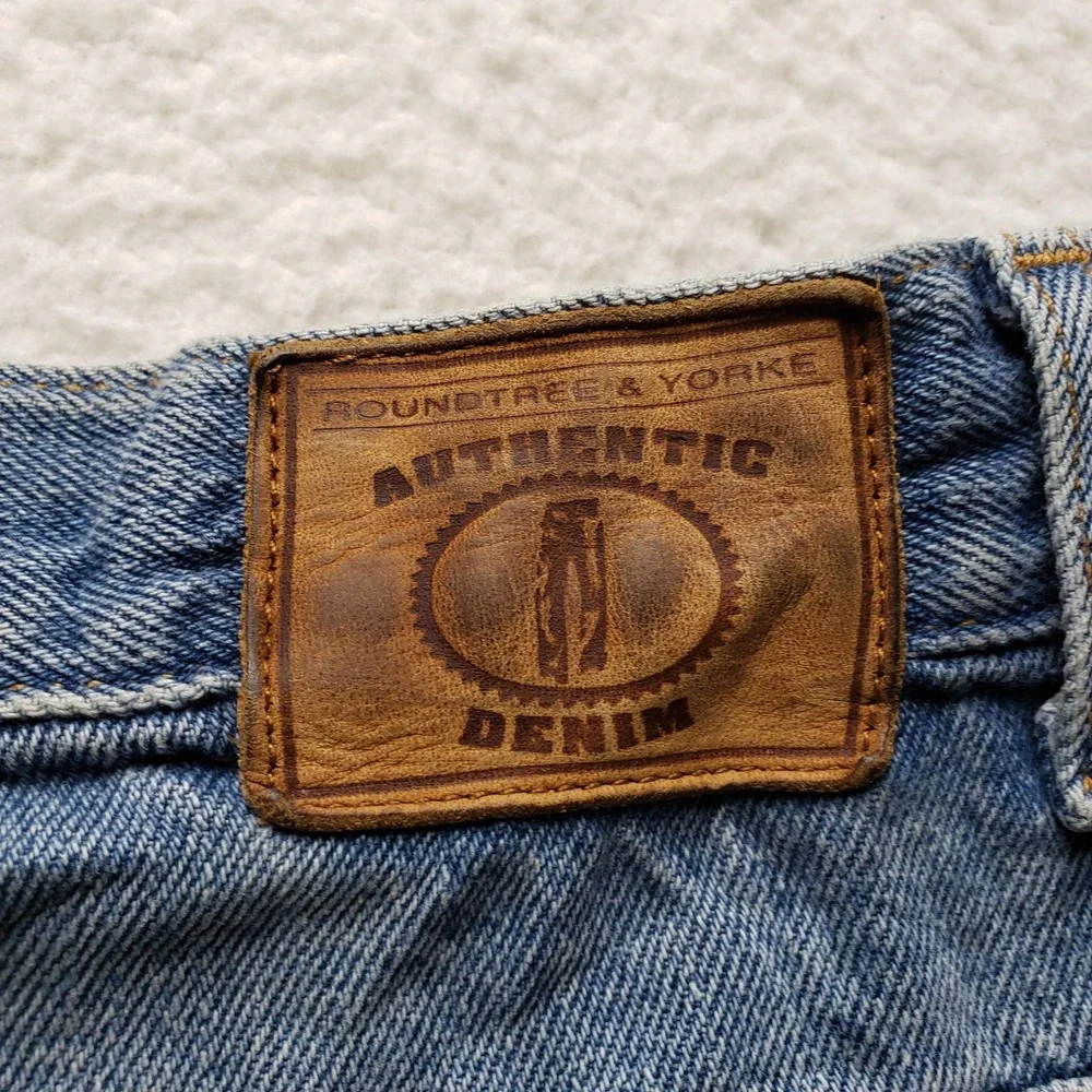 Roundtree & Yorke Shorts Mens 46 Blue Denim Relaxed Bermuda 11 Inseam